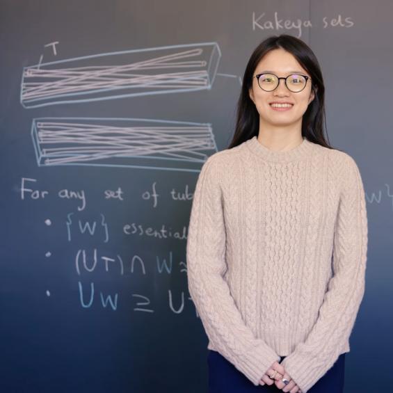 Hong Wang, ancienne élève de l’X, reçoit la médaille Fields 2026